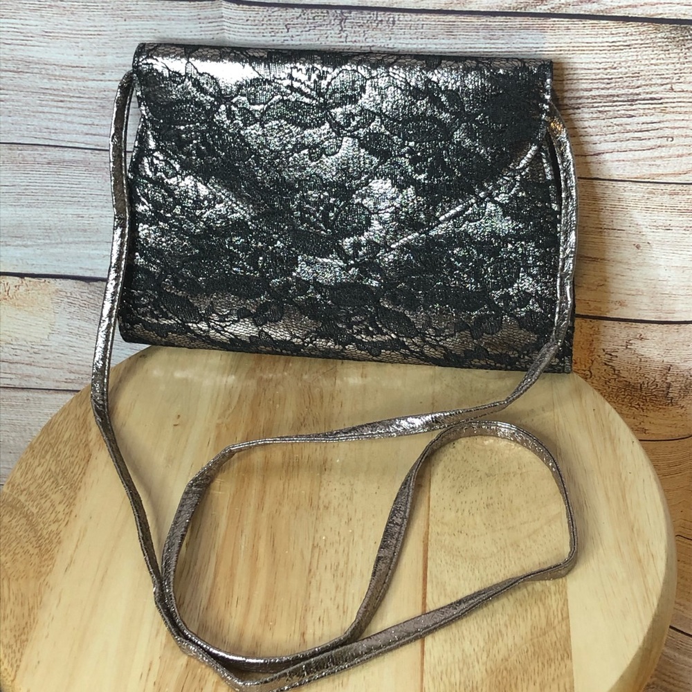Neiman‎ Marcus  Lace Metallic Evening Purse Clutch